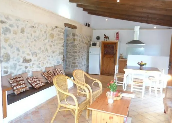 Casa Encinas Дом отдыха Польенса